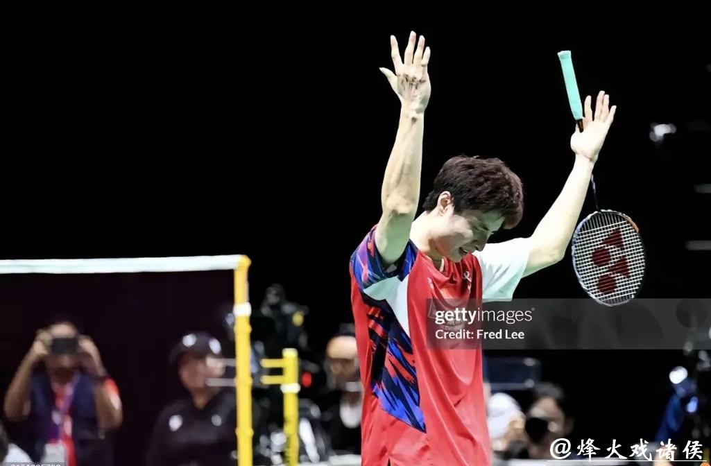 从CCTV5到CCTV1,石宇奇凭什么被骂?我看到的是国羽的骄傲! 从CCTV5到CCTV1,石宇奇凭什么被骂?我看到的是国羽的骄傲!