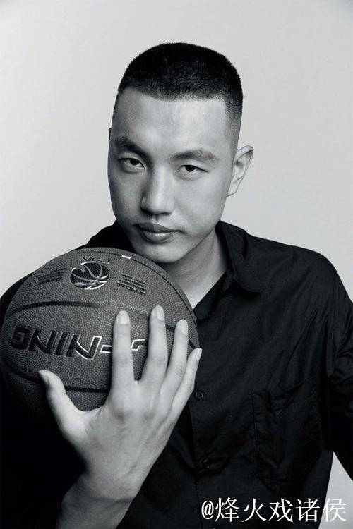 生涯第15个赛季感觉如何?翟晓川:依然有力量,依然挺有劲 生涯第15个赛季感觉如何?翟晓川:依然有力量,依然挺有劲